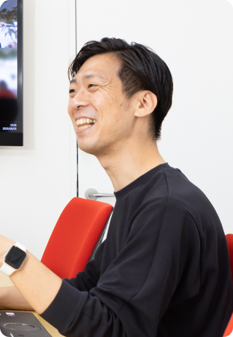 研修で説明するデザインファミリーのスタッフ